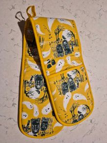 Oven gloves