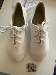 Girls white dancing shoes size 12.5/ 31
