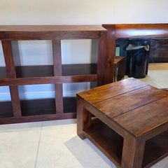 coffee table,mirror,book case