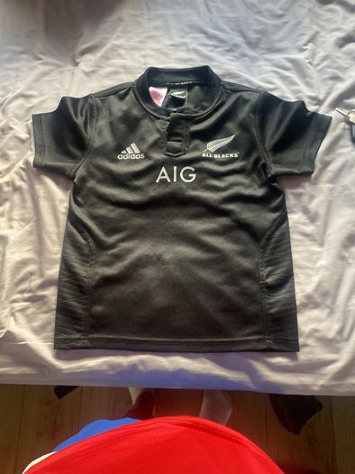 9-10 kids all blacks jersey
