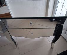 mirrored table