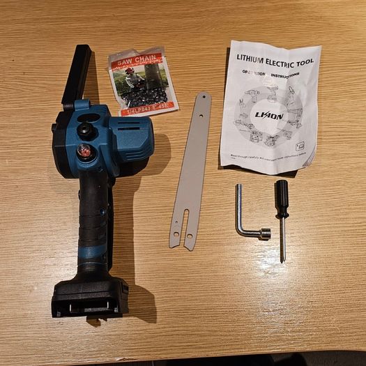 Chainsaw Makita 8 Inch Mini Brushless Pruning Portable Handheld 6
