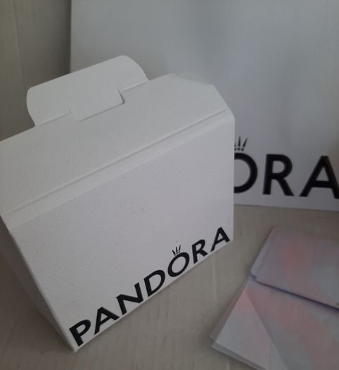 pandora pouch and bag
