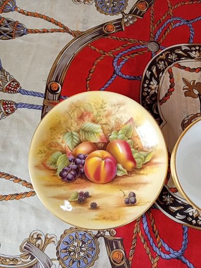 orchard gold aynsley