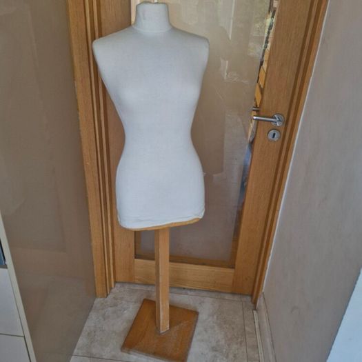 Female Dressmakers Mannequin