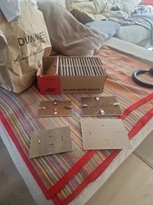 Box of 22 photo clip frames