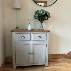 Cabinet / Hall Table / Sideboard