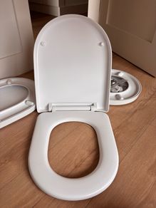 Toilet Seats - Brand New (X3)