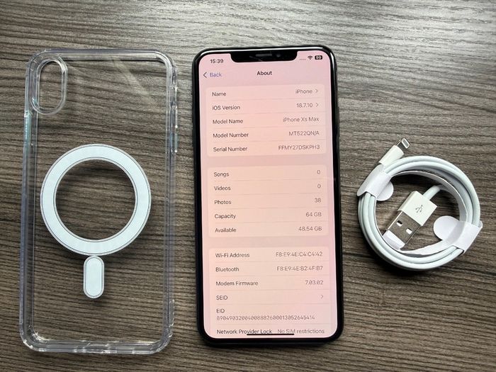 iPhone XS Max 64GB Unlocked 99% battery life