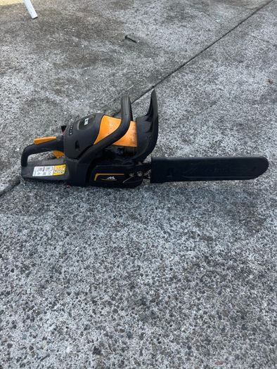Chainsaw