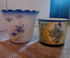 2 vintage plant pots ceramic Italian and french