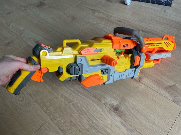 Enormous Nerf guns bundle