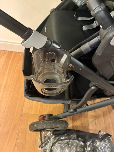 Uppababy v1 bundle