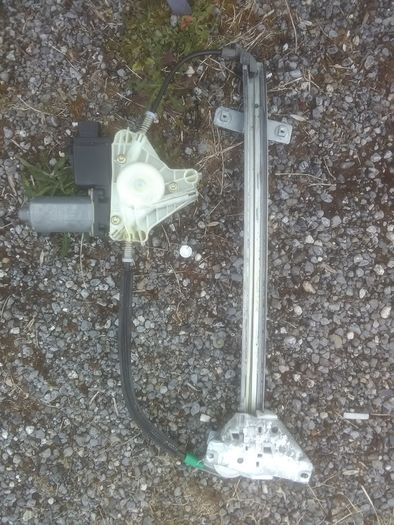 Mitsubishi Carisma Parts