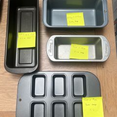 Lot of loaf baking tins
