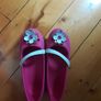 girls pink crocs Image 6