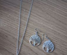 jewellery matching earrings and necklace