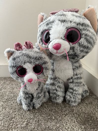 kitties mummy and baby kitty soft toys