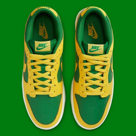 Nike Dunk Low Reverse Brazil UK 10 / US 11 DEADSTOCK