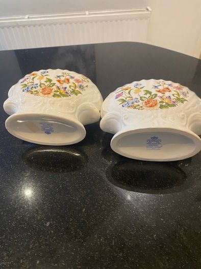 Aynsley  vase  posy holders 7 euro each