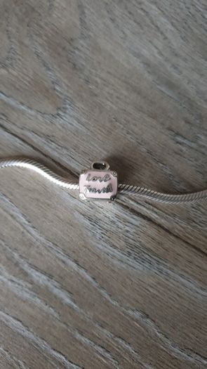 Pandora Suitcase Charm