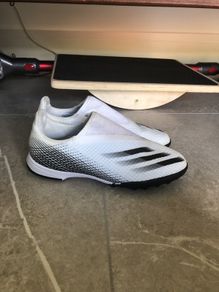 Adidas predator turf boots for kids (size 5uk)