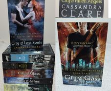 Cassandra Clare Shadowhunter city of bones story Books