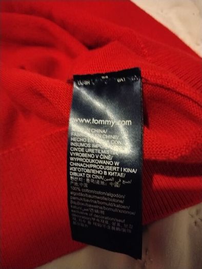 bundle of 2 Tommy Hilfiger mens wear