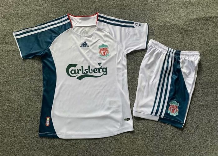 Retro football kits