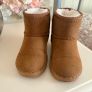 Girls boots Image 2