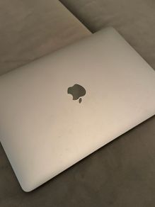 Apple MacBook Air M1 2020 13 inch 8GB RAM