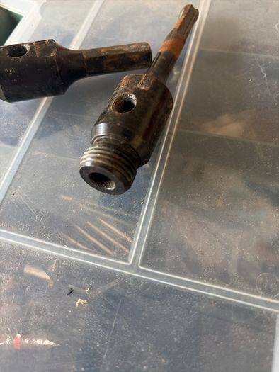 Core bit attachment