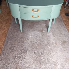 dressing table