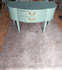 dressing table