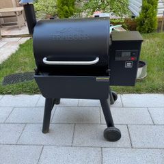Traeger Pro D2575 Pellet grill (not charcoal)