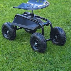 Heavy-Duty Garden Rolling Seat with Tool Tray. Almost New