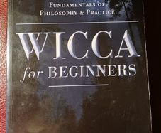 Wicca for Beginners/ Thea Sabin/ 2011