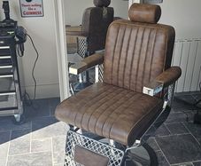 REM Barber Chair