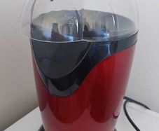 Popcorn maker