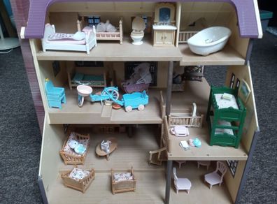 Sylvanian family house with furniture