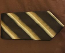 Tie 15