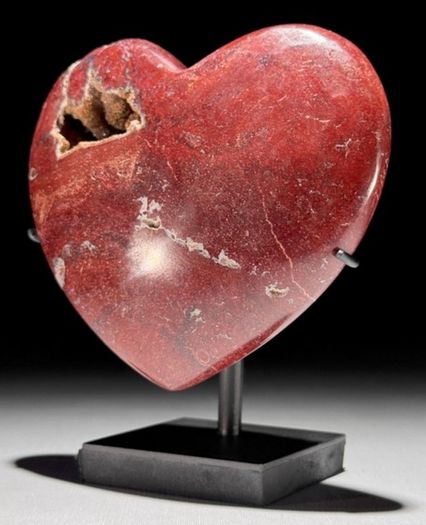 Polished Heart-Shaped Red Jasper Specimen - Natural Stone