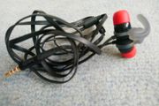 earphones