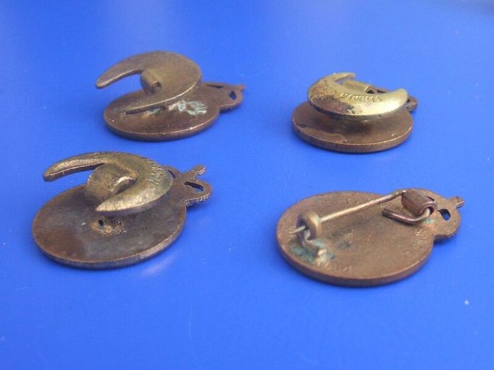 Civil Defence Corps & ICDS (Cold War era) - 4 x civil defence volunteer badge (1940s - 1960s)