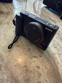 Sony ZV-1 Vlogging Camera Bundle + Grip, Mic, Batteries & Accessories