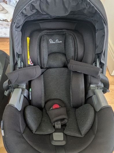 Silvercross car seat with isofix base