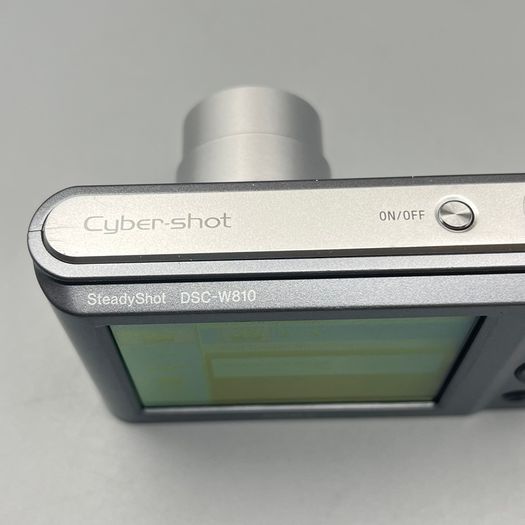 Sony Cyber-shot DSC-W810 20MP Digital Camera Silver - Full Kit - 32GB SD