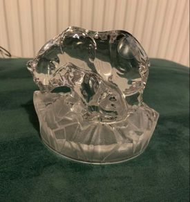 Eamon Glass Polar Bears figurine/ desk accessory