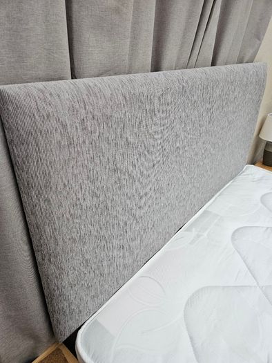 Almost - New King Size Bed w/ Mattress, Headboard & 2 Storage Drawers Included