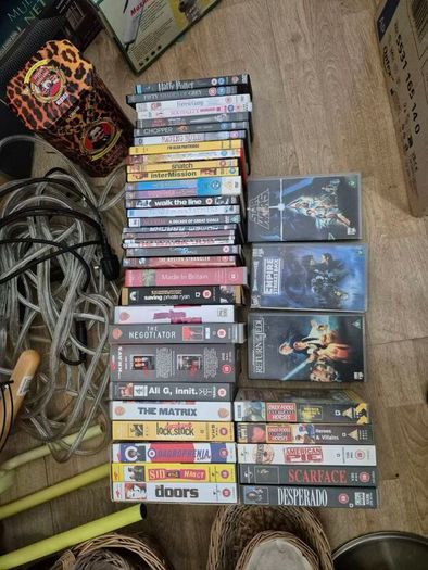 Huge Clearance Job Lot  Home, Christmas Lights, VHS/DVDs & Brand New Canon Ink